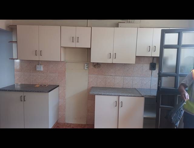 2 BEDROOM HOUSE RENTED IN MEREWENT